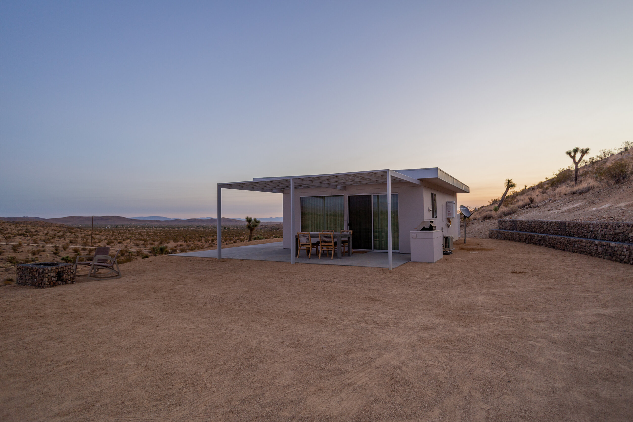 Dawn light over Pause House AM